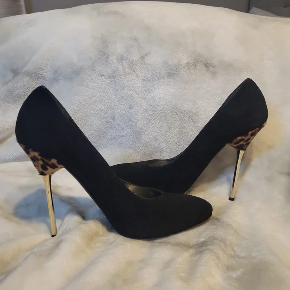 Stuart Weitzman Black Suede Heels with Calf Hair Leopard Detail - Picture 5 of 16
